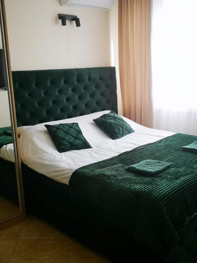 Riviera Deluxe Apartments Vlorë Exteriér fotografie